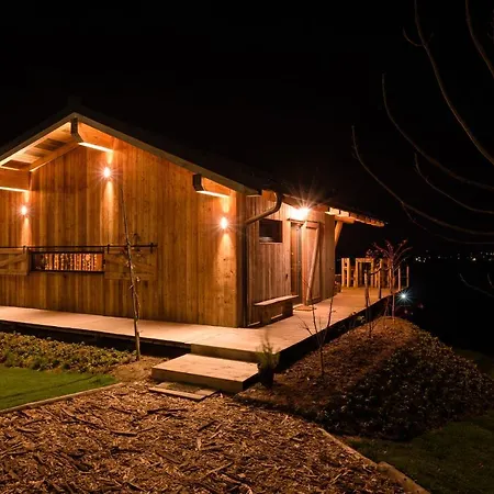 Villa Aislamiento, Luxus Fahaz *