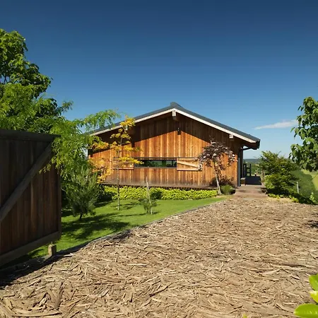 Aislamiento, Luxus Faház Zalaegerszeg