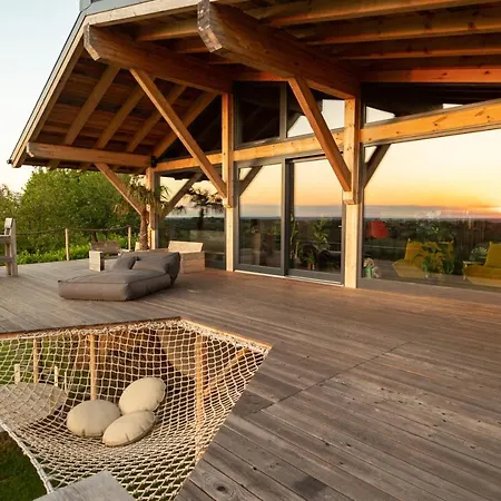 Aislamiento, Luxus Fahaz * Zalaegerszeg