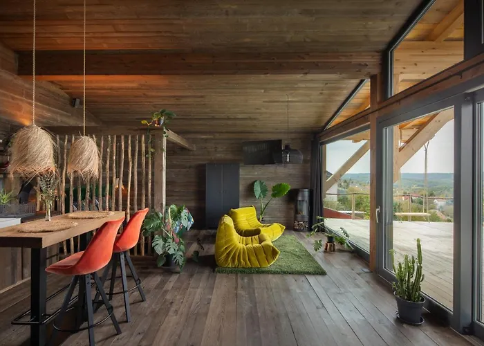 Aislamiento, Luxus Fahaz זלאגרסג