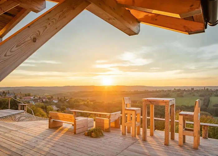 Villa Aislamiento, Luxus Fahaz