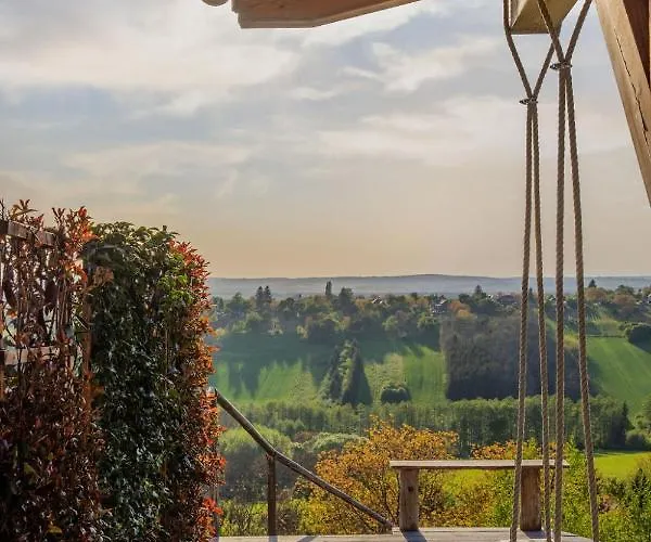 Aislamiento, Luxus Fahaz * זלאגרסג