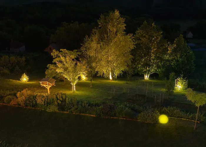 Aislamiento, Luxus Fahaz Villa Zalaegerszeg