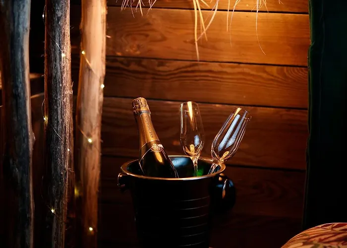 Villa Aislamiento, Luxus Fahaz